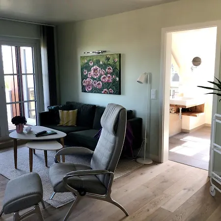 Oldsens - Wohnen Zwischen Wind Und Weite 웨베눔