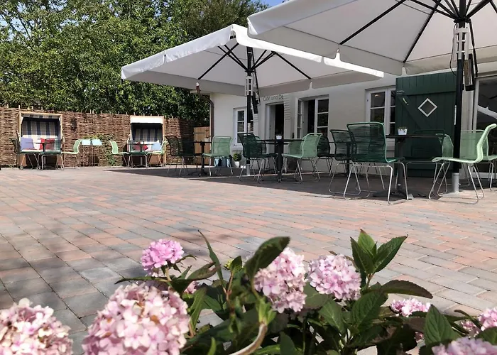 Oldsens - Wohnen Zwischen Wind Und Weite *